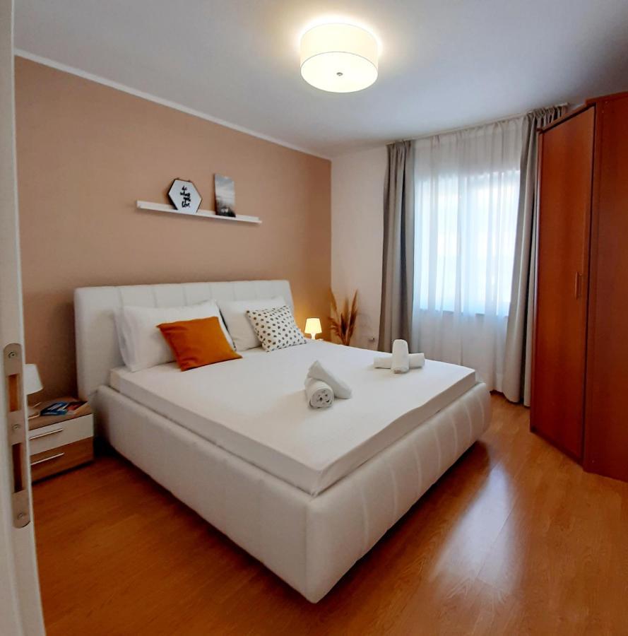Apartman Tara&Iva Vrsar Exterior photo