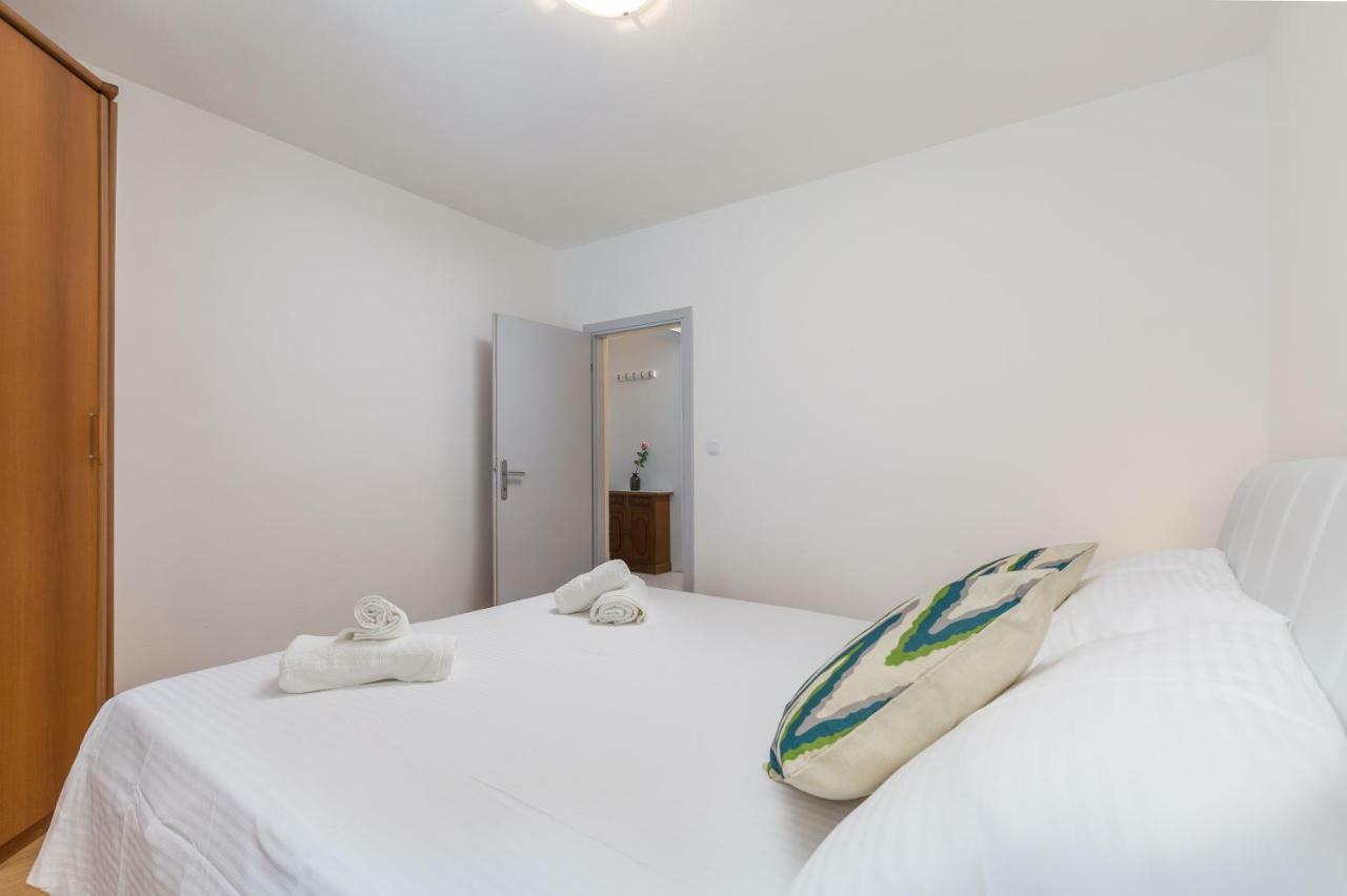 Apartman Tara&Iva Vrsar Exterior photo