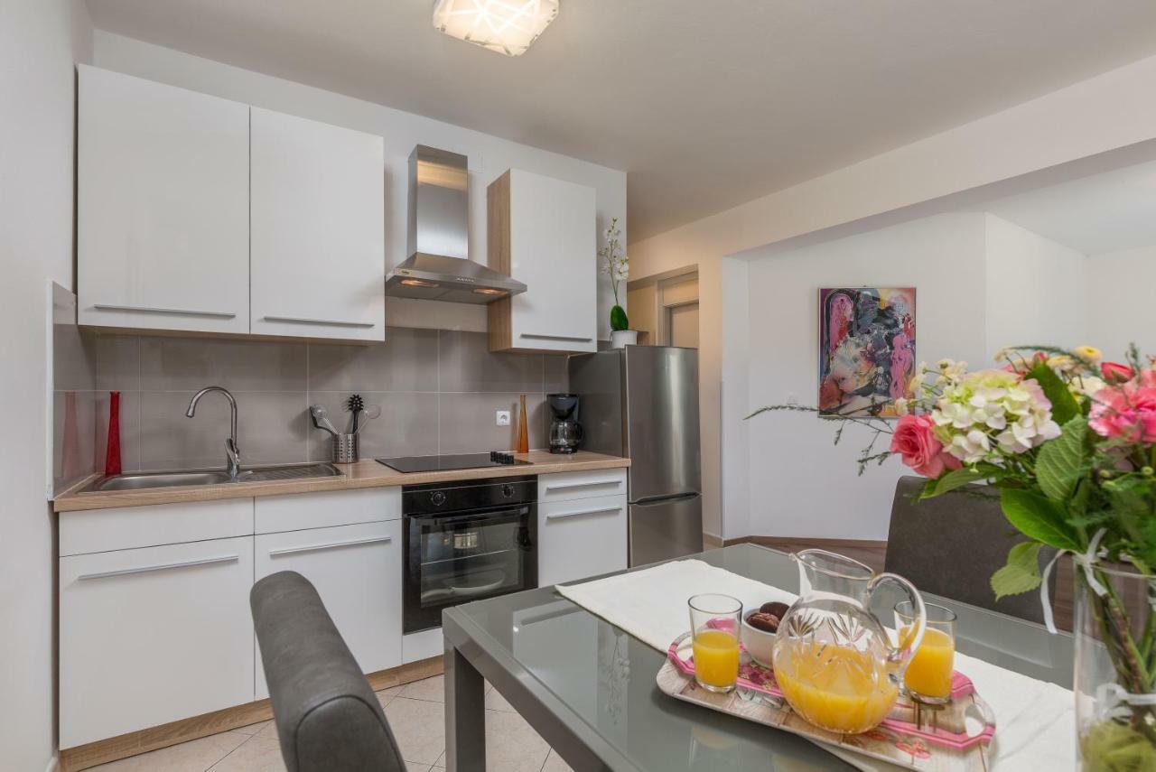 Apartman Tara&Iva Vrsar Exterior photo